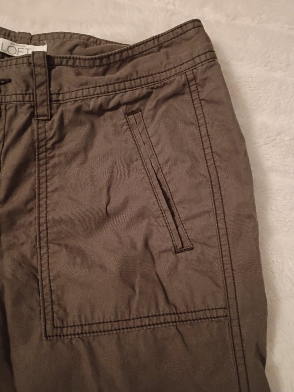 LOFT Capris - Picture 3 of 8
